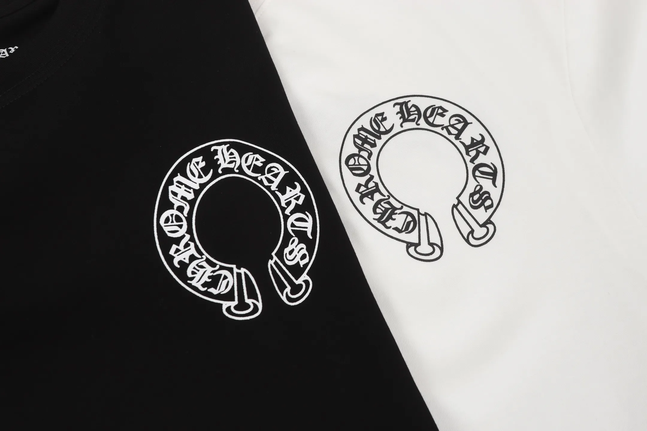 P150 -Chrome Hearts/Chrome Hearts 23ss scroll simple Sanskrit letters popular long-sleeved T-shirt -High weight, high density and high quality. The wool is soft, delicate and skin-friendly. It feels soft and silky. It has excellent warmth and skin-friendly properties.